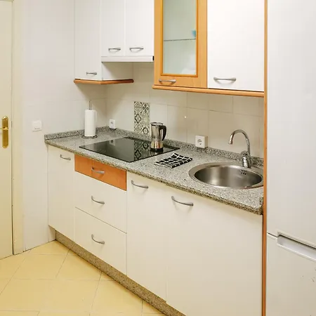 Apartamento Plaza Mayor Humedo Con Parking Incluido Leon Exterior photo