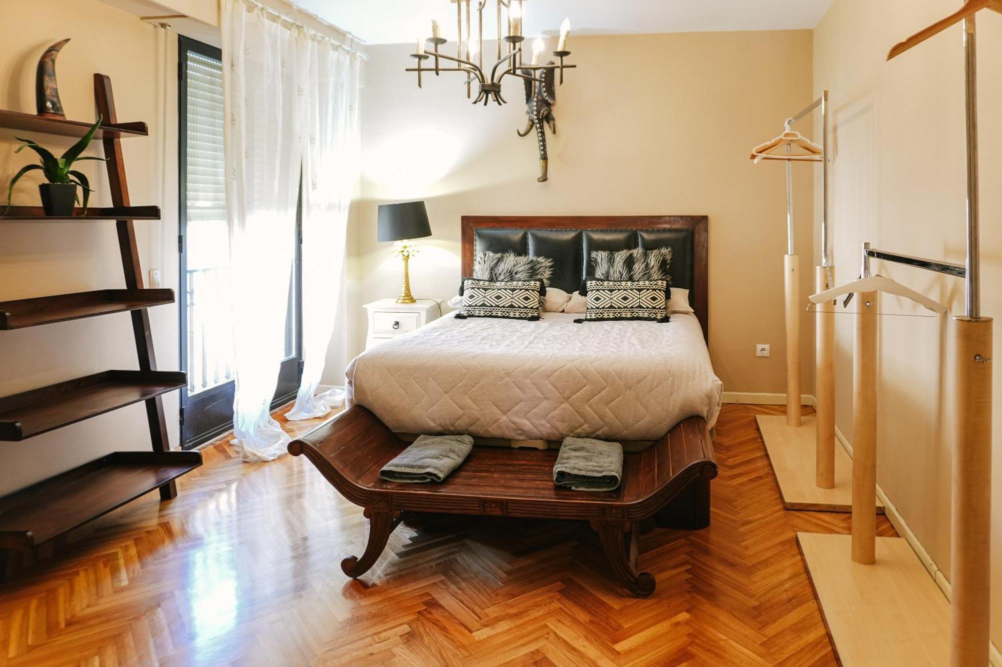 Plaza Mayor Humedo Con Parking Incluido Appartement *